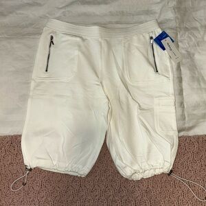 Style&Co sport women’s capri Shorts